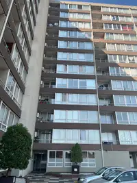 Departamento De 46 M² En Torre De 12 Pisos Con Cocina Americana, Terraza Y Acceso A Piscina, Quincho — miniatura 1