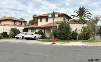 Casa en condominio Av Ensenada Peñalolen — miniatura 1